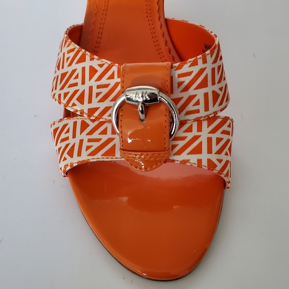 New Anne Klein Makendra Orange Satin Mule Size 10 - Picture 4 of 7